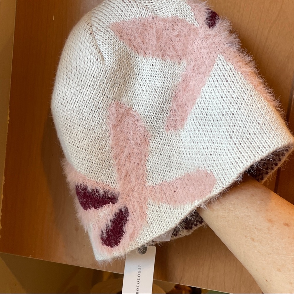 Super cute beanie Anthropologie hat winter NEW
